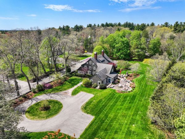 845 North St, Walpole, MA 02081