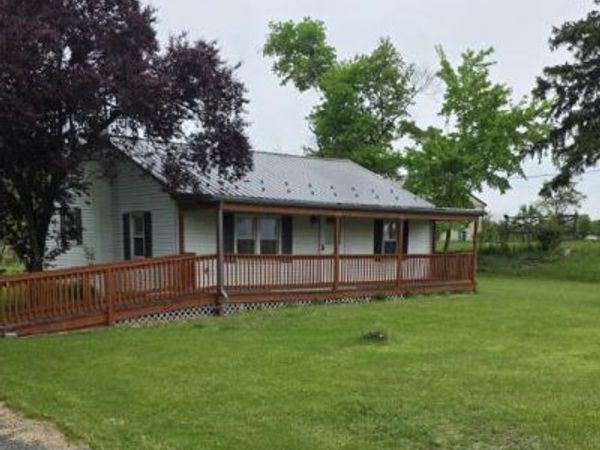 106 AIRPORT ROAD , SHIPPENSBURG, PA 17257