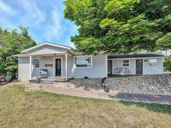 145 Amsterdam RD , Daleville, VA 24083