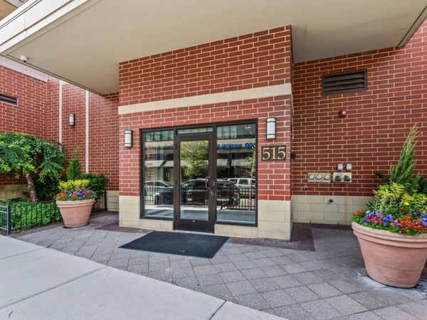 515 Main Street , Unit 401, Evanston, IL 60202