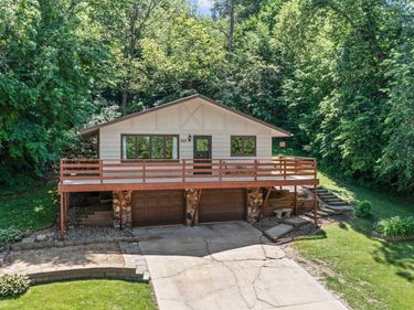 3321 Brookview Drive, Burnsville, MN 55337