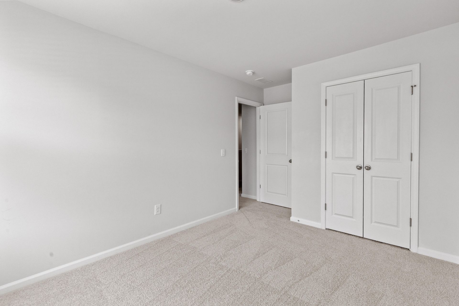 207 Cozy Brook Court Photo 32