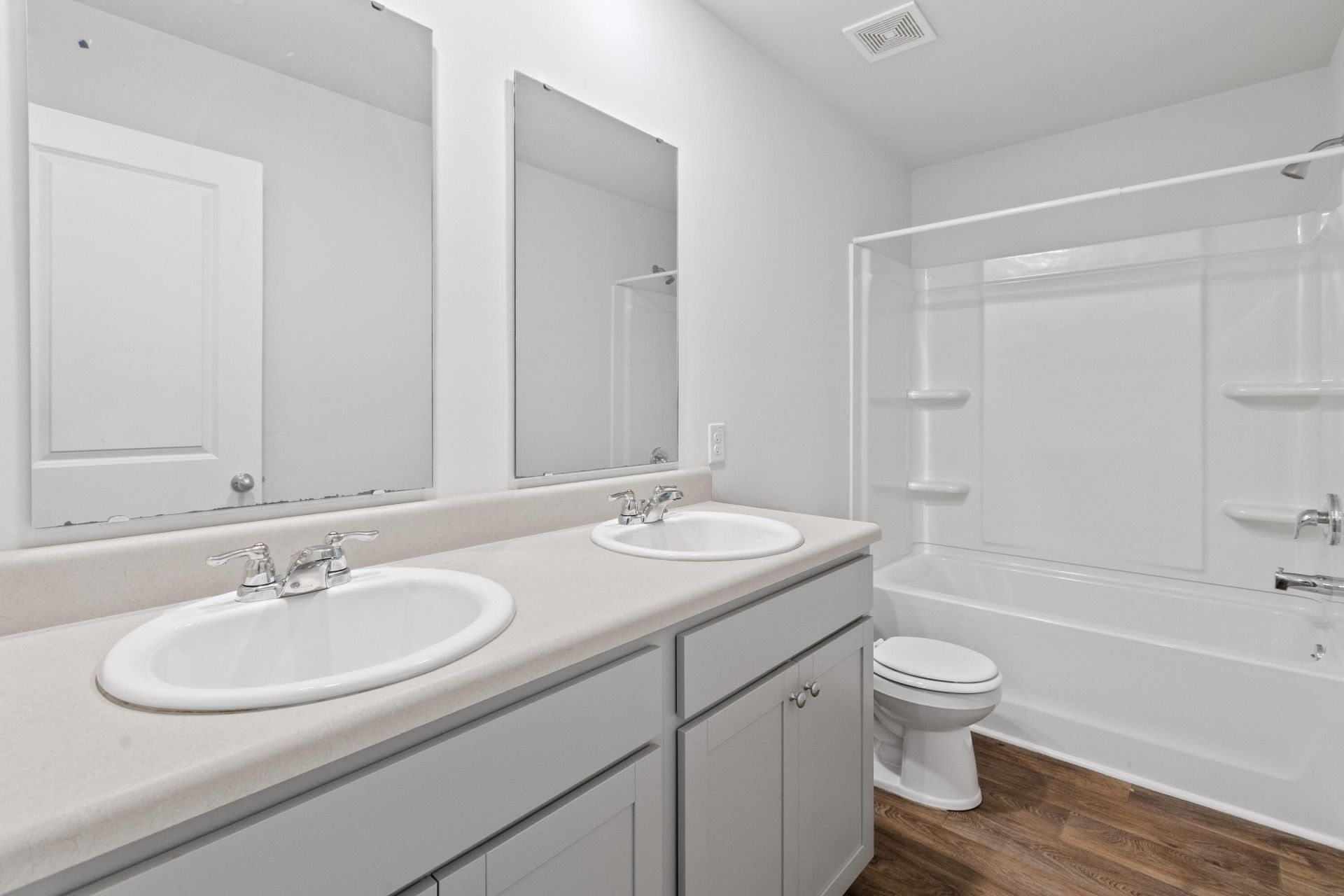 207 Cozy Brook Court Photo 33