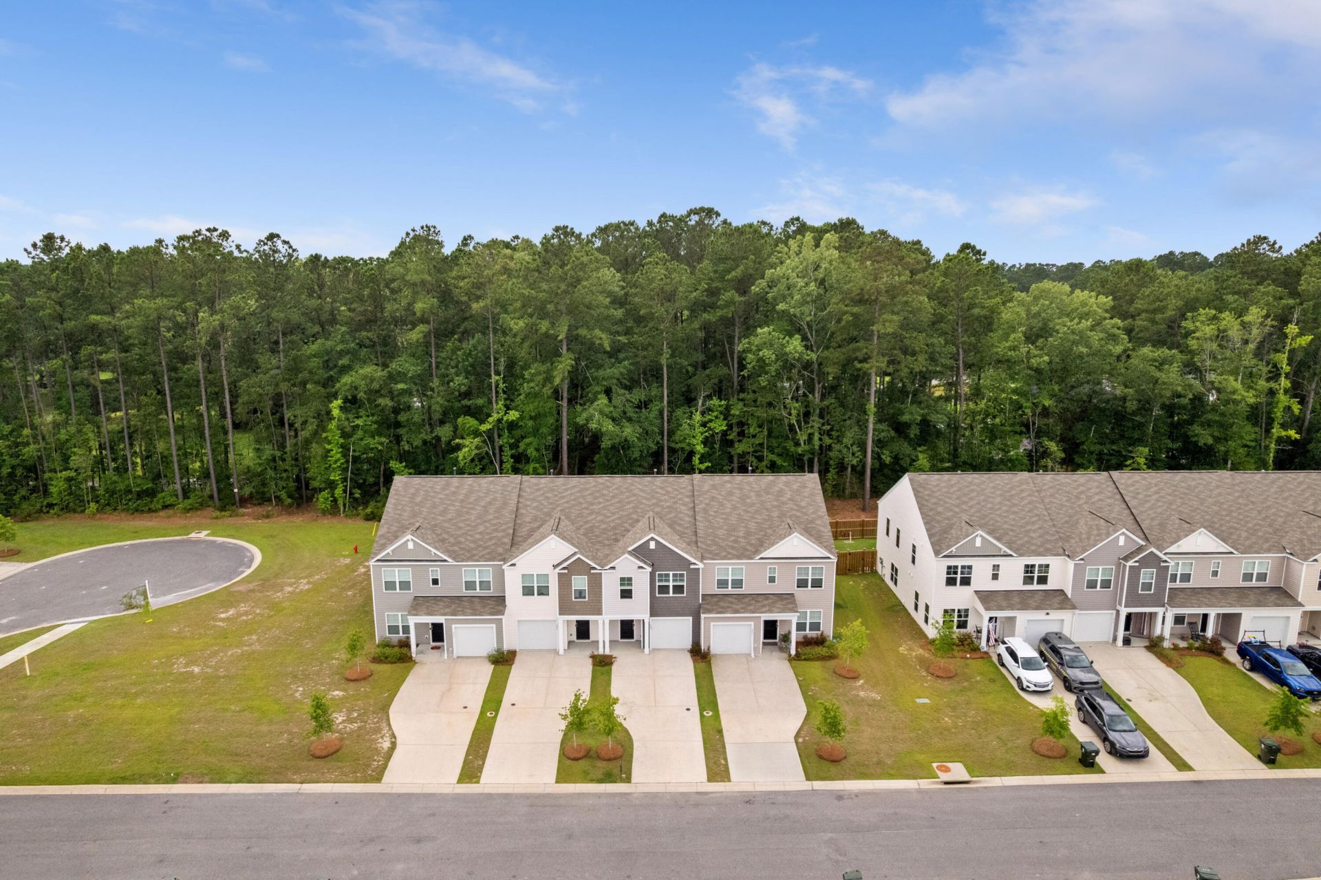 207 Cozy Brook Court Photo 5