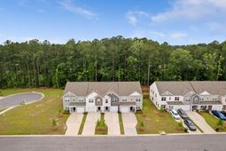 207 Cozy Brook Court photo 4