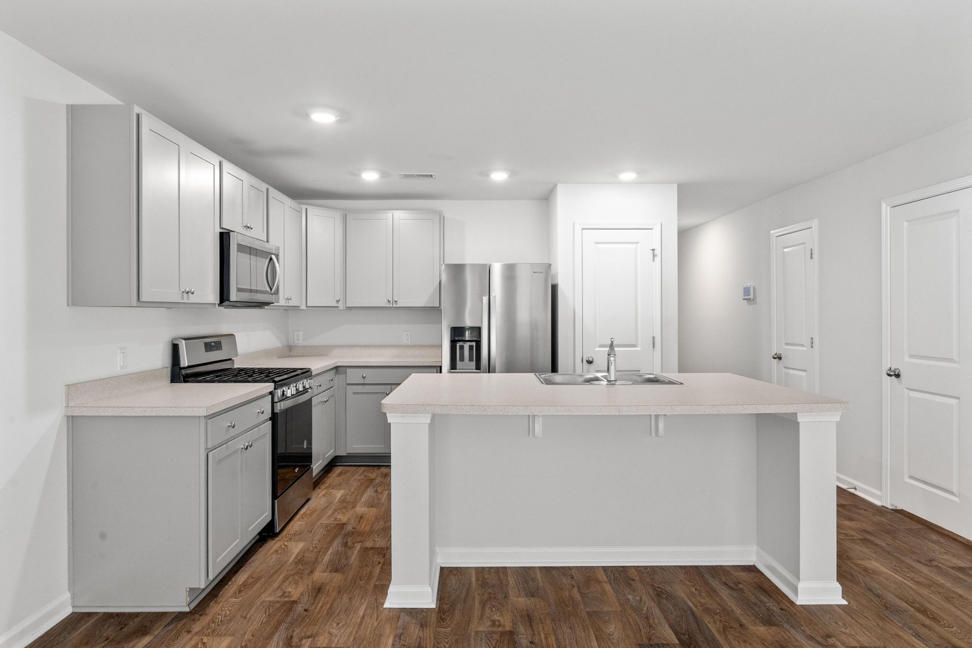 207 Cozy Brook Court Photo 9