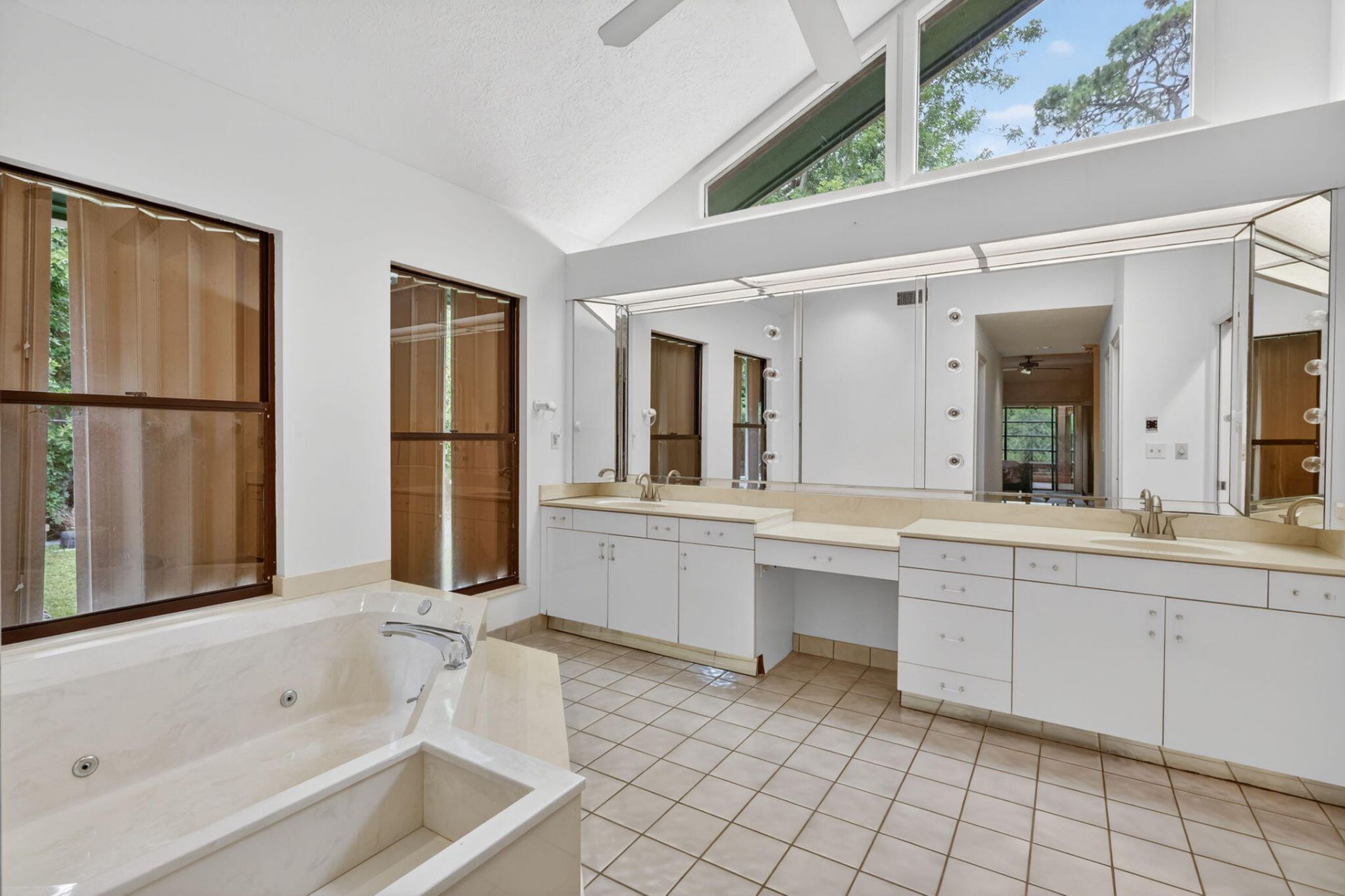 2111 SW Racquet Club Drive, Palm City, FL 34990 Photo