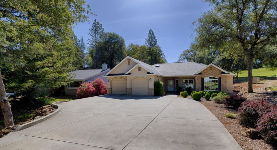11733 Inverness Way, Auburn, CA 95602 Photo