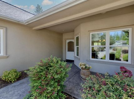 11733 Inverness Way, Auburn, CA 95602 Photo