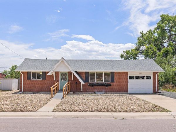1120 Marigold Dr, Denver, CO 80221
