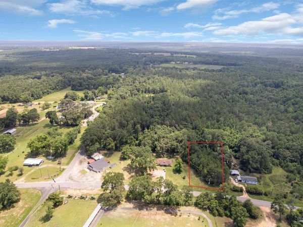 1845 W Hwy 4, Century, FL 32535
