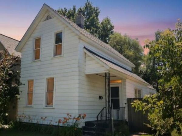 1006 Baldwin Street SE, Grand Rapids, MI 49506