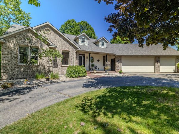 8484 24th Avenue, Jenison, MI 49428