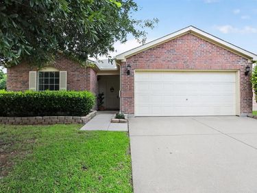 4140 Silverwood Trail, Fort Worth, TX 76244