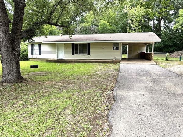 1138 Clay, Canton, TX 75103