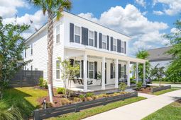 262 Great Lawn Drive photo 4