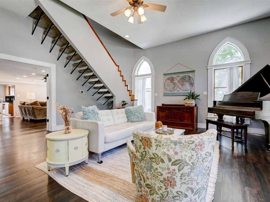 Property Image 6