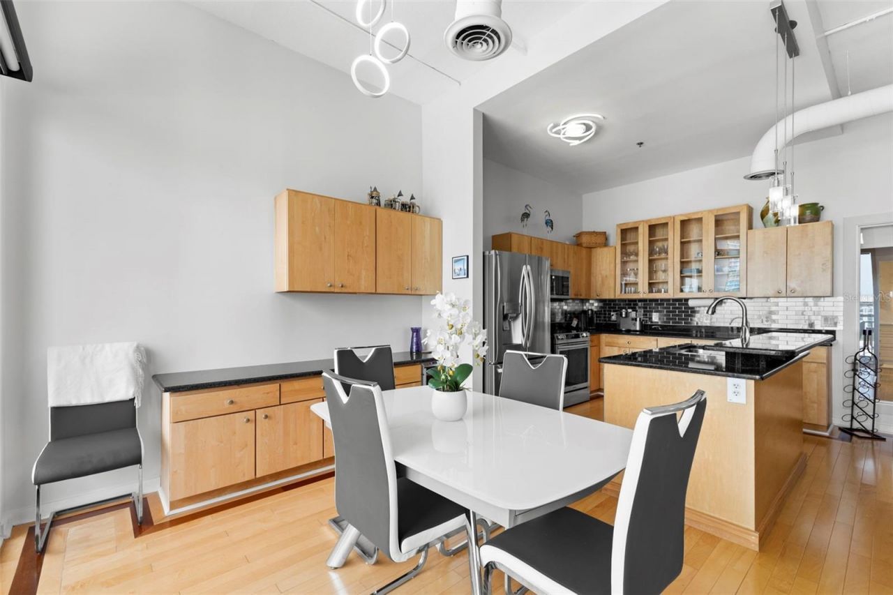 175 2nd Street S, Unit 916, Saint Petersburg, FL 33701 Photo