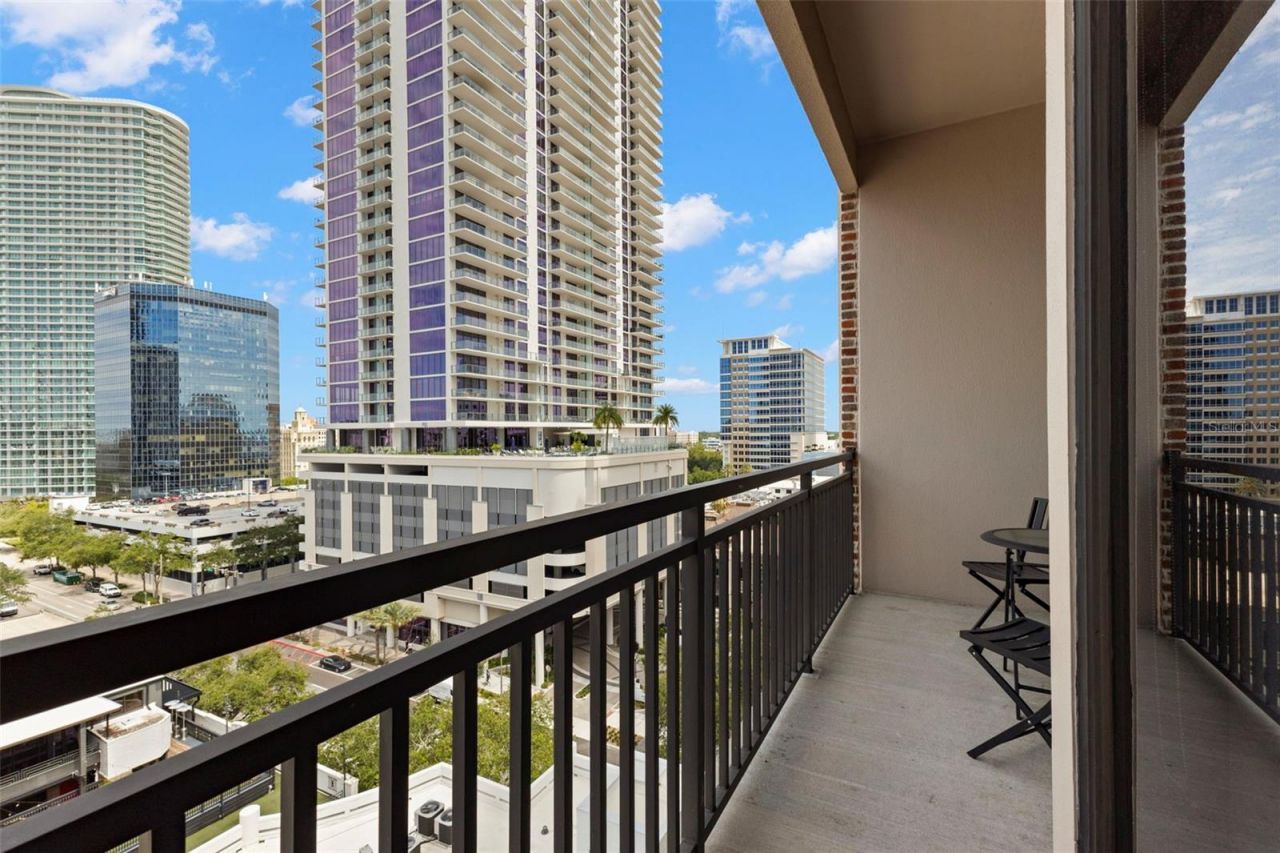 175 2nd Street S, Unit 916, Saint Petersburg, FL 33701 Photo