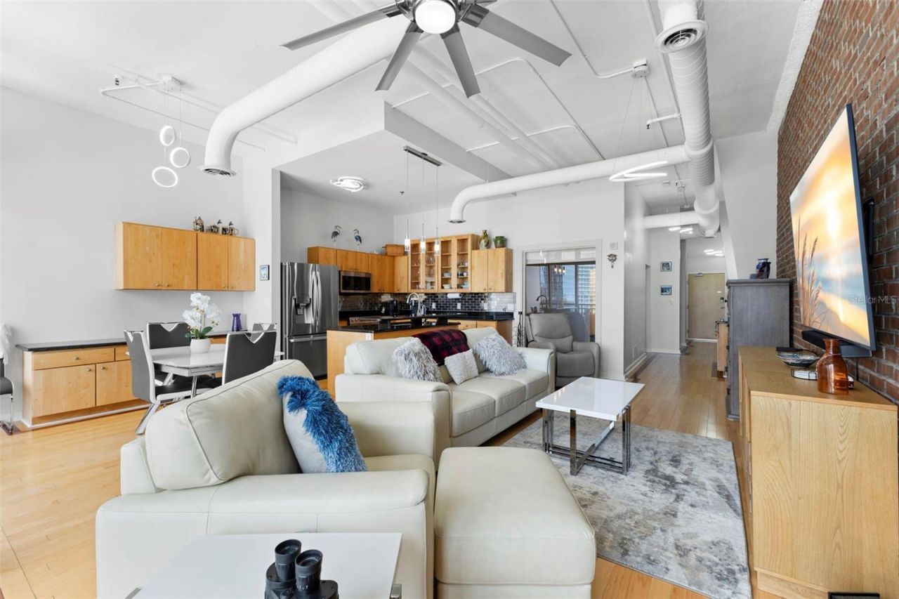 175 2nd Street S, Unit 916, Saint Petersburg, FL 33701 Photo