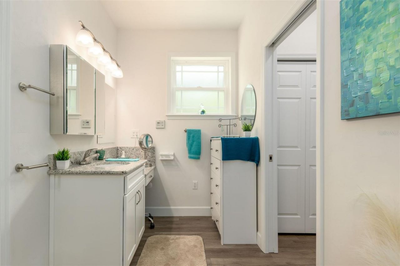 8180 NE 8th Place , High Springs, FL 32643 Photo