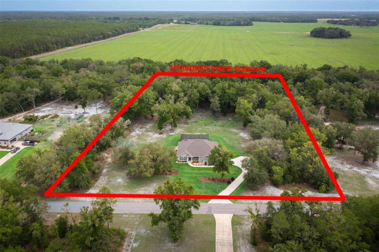 8180 NE 8th Place , High Springs, FL 32643 Photo