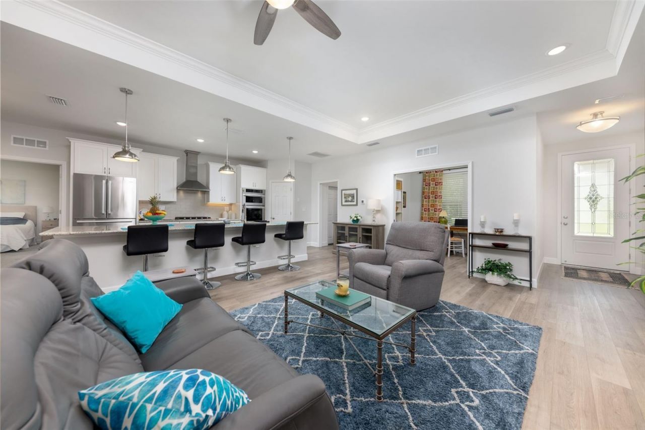 8180 NE 8th Place , High Springs, FL 32643 Photo