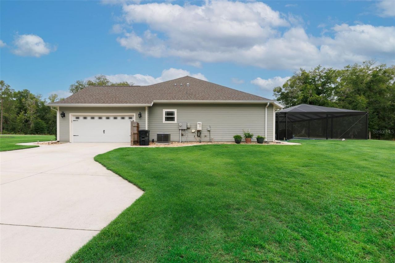 8180 NE 8th Place , High Springs, FL 32643 Photo