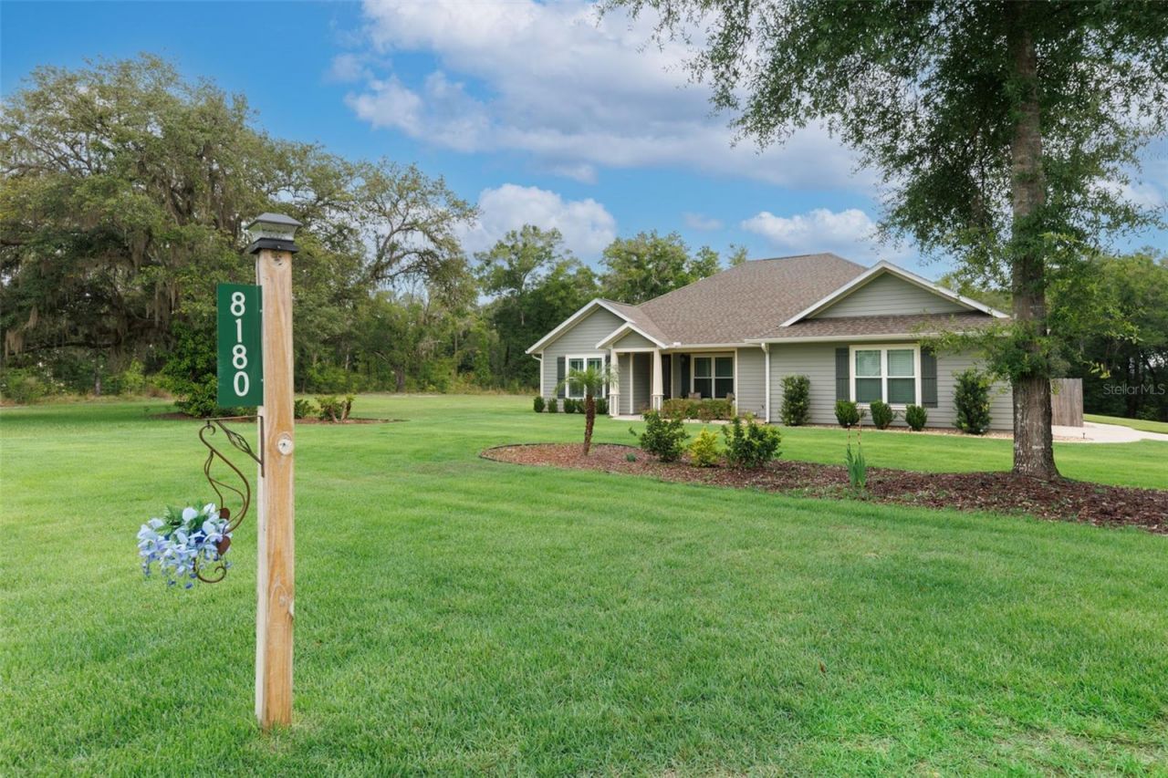 8180 NE 8th Place , High Springs, FL 32643 Photo