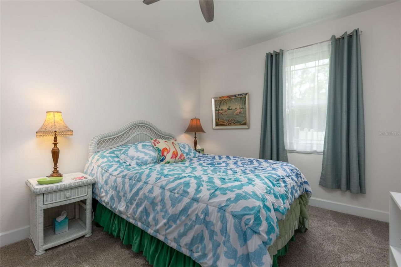 8180 NE 8th Place , High Springs, FL 32643 Photo
