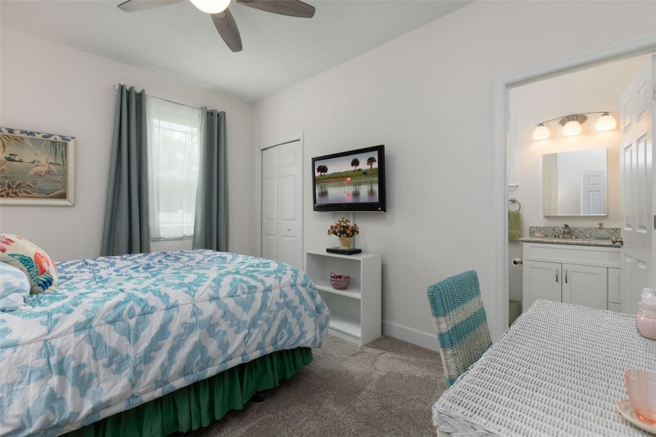 8180 NE 8th Place , High Springs, FL 32643 Photo