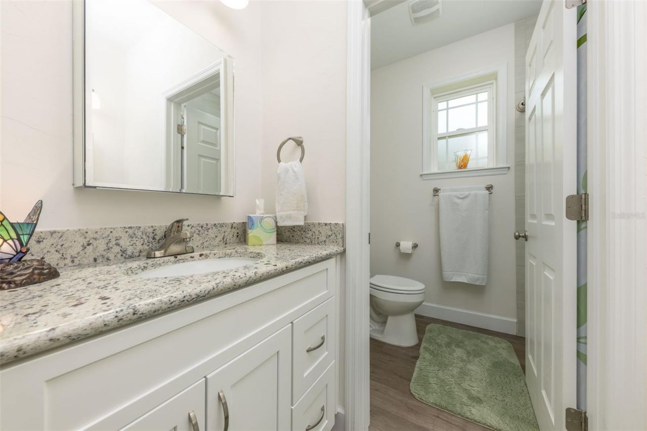 8180 NE 8th Place , High Springs, FL 32643 Photo