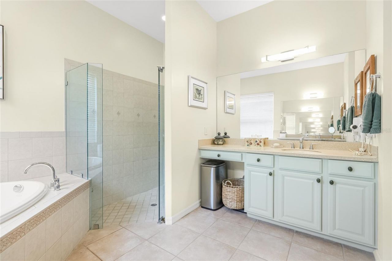 3631 Summerwind Circle , Bradenton, FL 34209 Photo