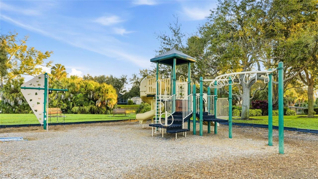 3631 Summerwind Circle , Bradenton, FL 34209 Photo