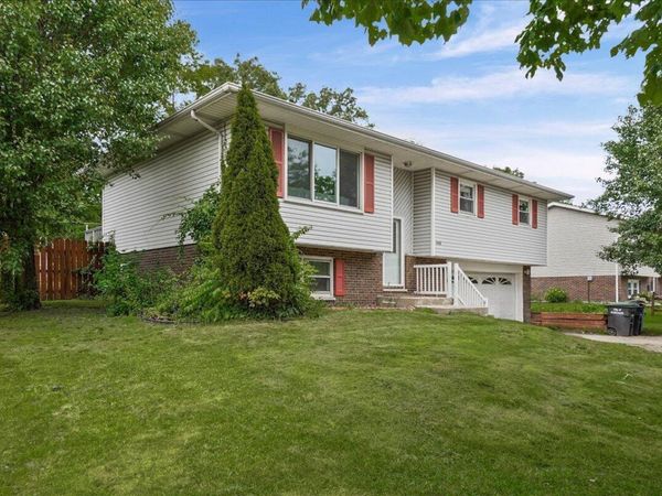 6650 Monument Avenue , Portage, IN 46368