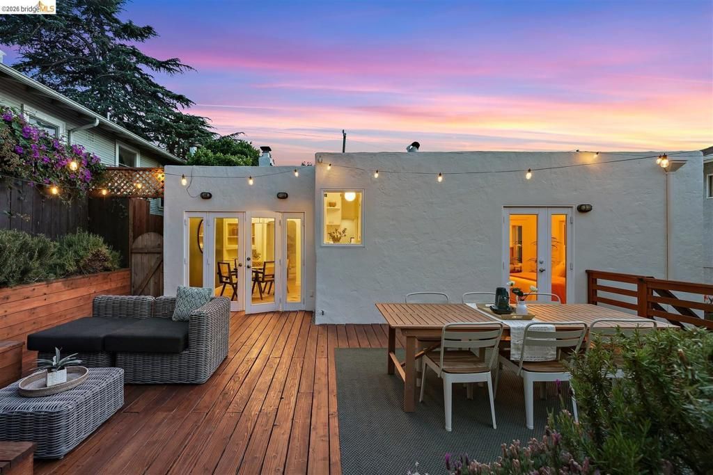 4546 Virginia Ave, Oakland, CA 94619 Main Photo