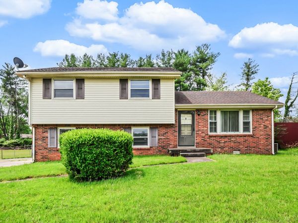 309 Dale Ter, Clarksville, TN 37042
