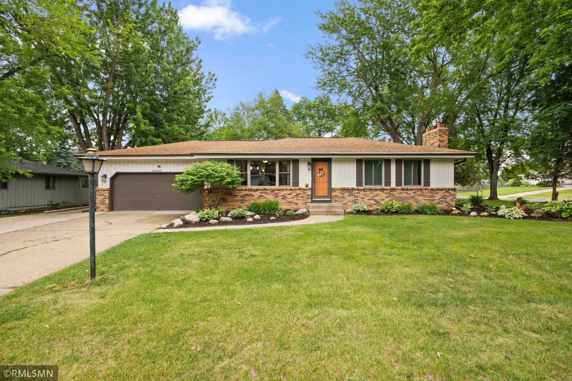 10157 Irwin Road , Bloomington, MN 55437 Main Photo