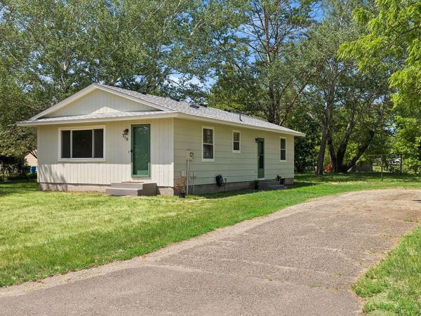 310 18th Avenue SE, Cambridge, MN 55008
