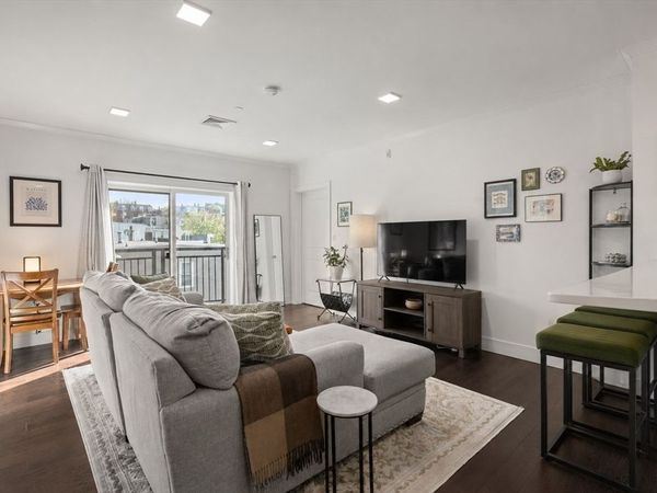 320 Maverick Street, Unit 303, Boston, MA 02128