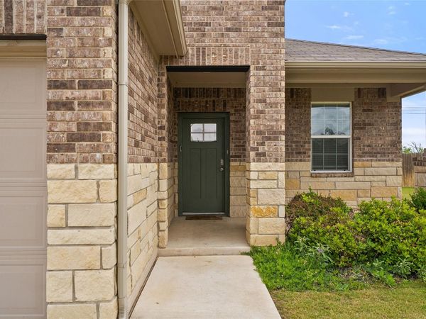 146 Brunnen WAY, Georgetown, TX 78626
