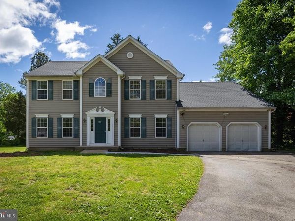 2118 FOULK ROAD, WILMINGTON, DE 19810