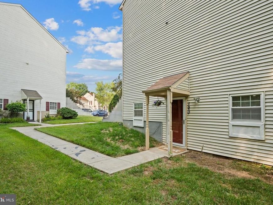 120 Azalea Court , Unit 28-1, Upper Marlboro, MD 20774 Main Photo