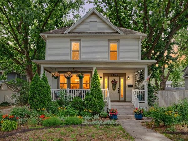 1406 W CHURCH Street, Champaign, IL 61821