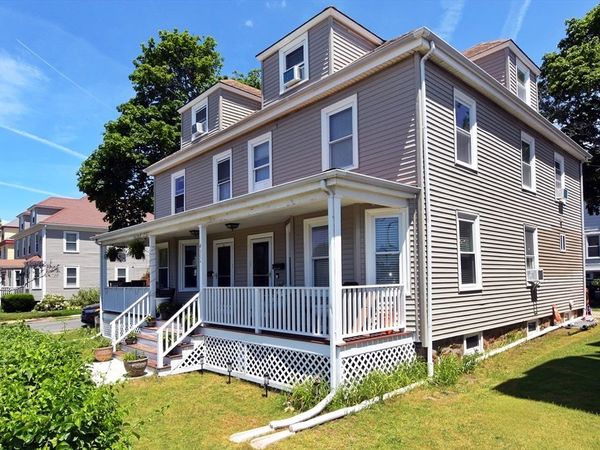 435 Cabot St, Unit B, Beverly, MA 01915