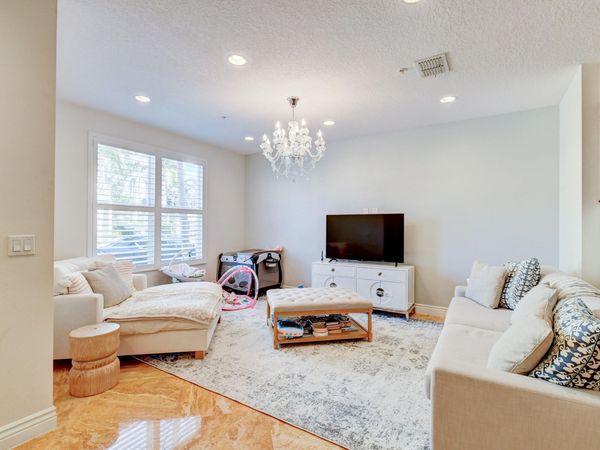 4930 NW 15th Avenue, Boca Raton, FL 33431