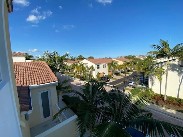 4930 NW 15th Avenue, Boca Raton, FL 33431 Photo
