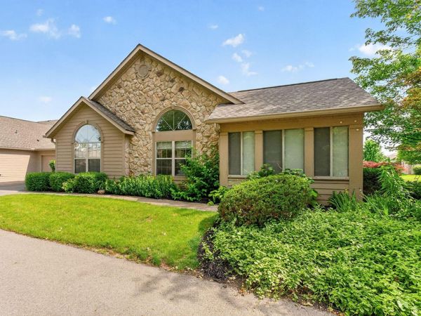 3762 Stoneway Point , Powell, OH 43065