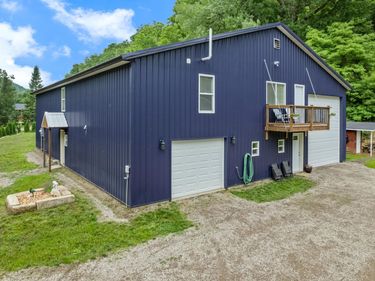 15315 County Road 25, Rollingstone, MN 55969
