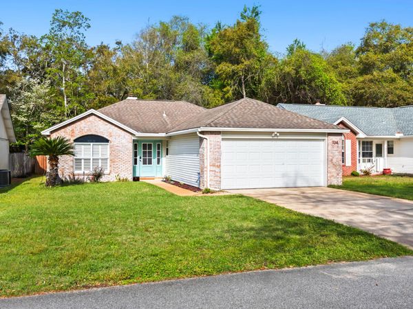 134 Wright Circle, Niceville, FL 32578